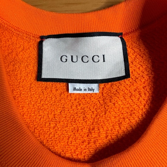 GUCCI- I Know Everything About Love- Sequin Orange Heart Sweatshirt. Siz… - Picture 6 of 15